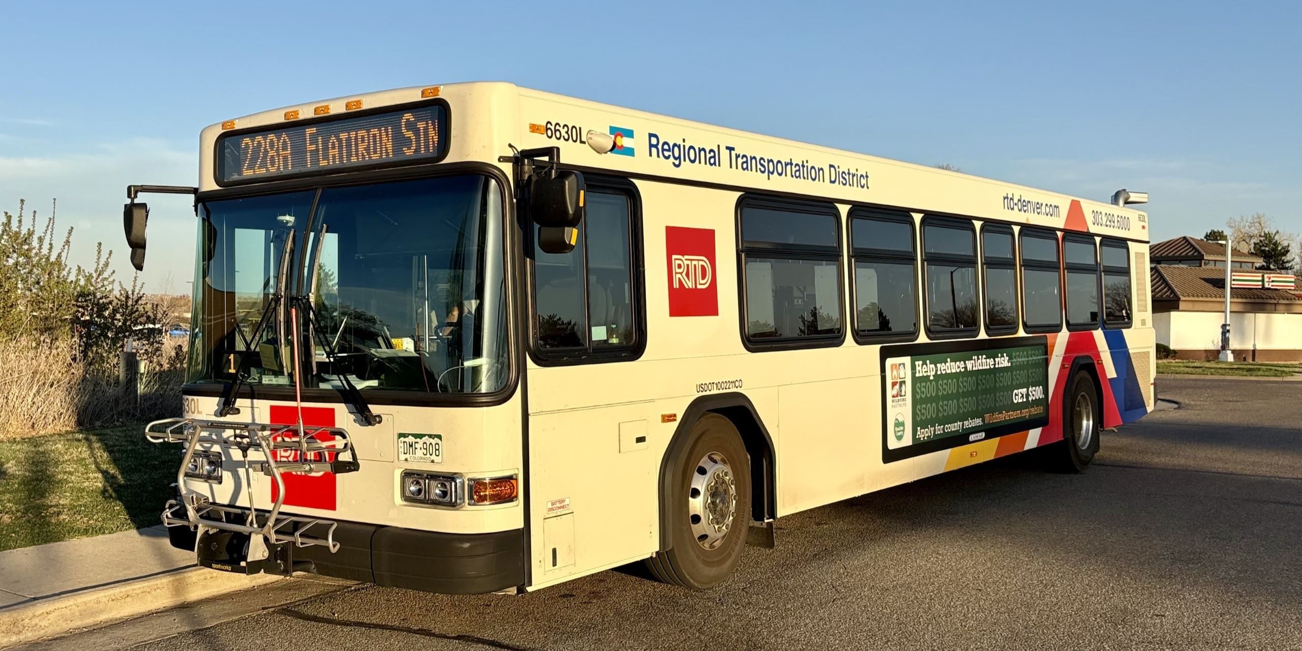 Route 228A bus at Aspen Ridge Road.