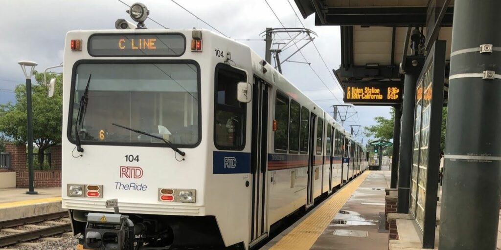 C Line train at Littleton Mineral Station.