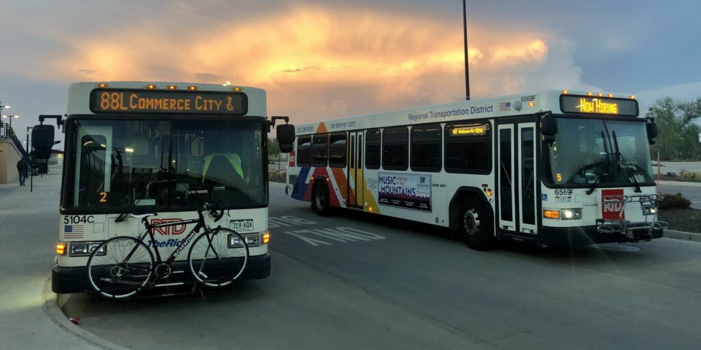 Route 88L bus at Original Thornton / 88th Station.