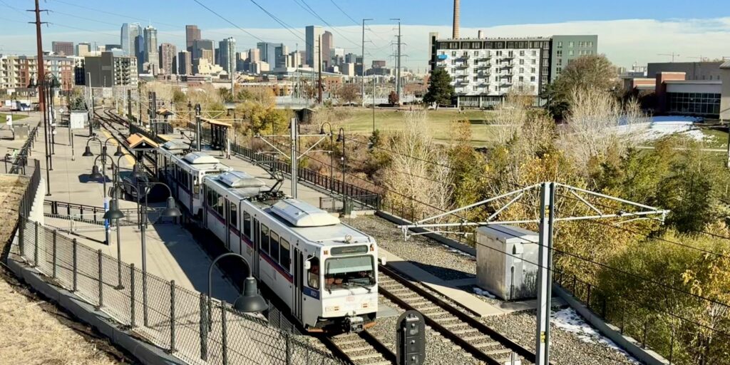 W Line train at Decatur - Federal Station.